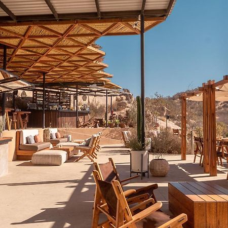 ホテル Encuentro Guadalupe エクステリア 写真