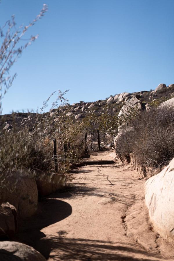 ホテル Encuentro Guadalupe エクステリア 写真