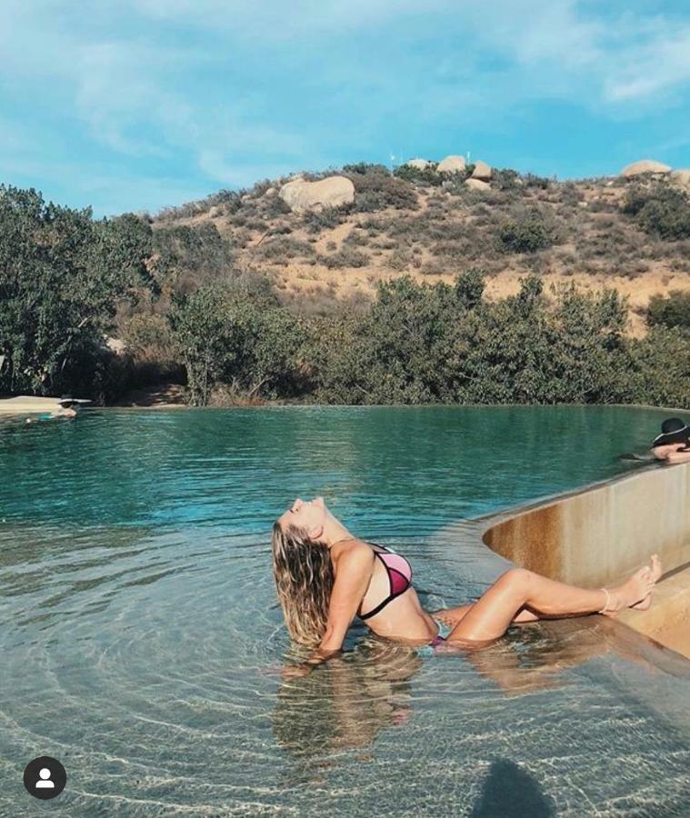 ホテル Encuentro Guadalupe エクステリア 写真